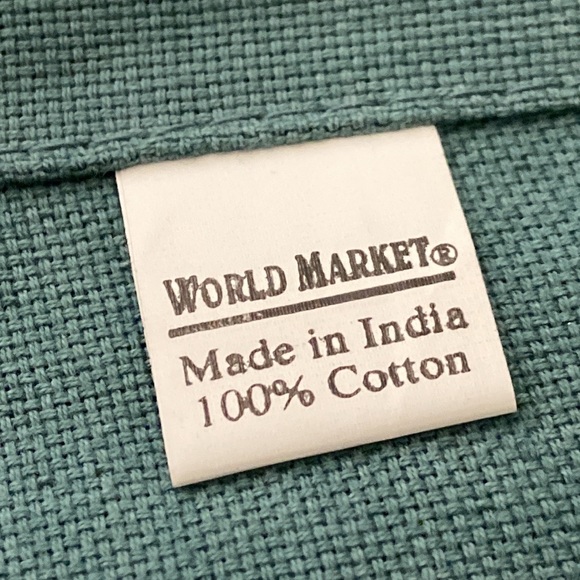 Pier 1 Imports - Set of 4 Napkins and World Market Set of 2 Napkins - Picture 7 of 9